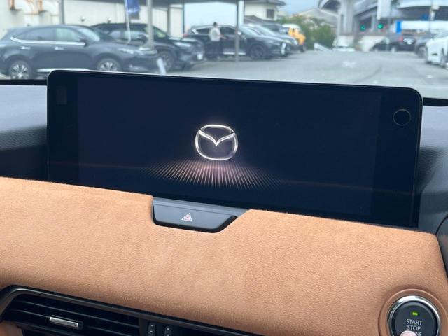 �y�P�Q�D�R�C���`�}�c�_�R�l�N�g�z�ԓ��̕��͋C�Ƀ}�b�`������^�f�B�X�v���C�B�X�}�z�ڑ��ł̃i�r�g�p��a�����������������Đ����A�l�X�ȋ@�\���y���߂܂��B�����I�ȃ_�C�������삪�\�ŁA�g��������ǍD�ł��B