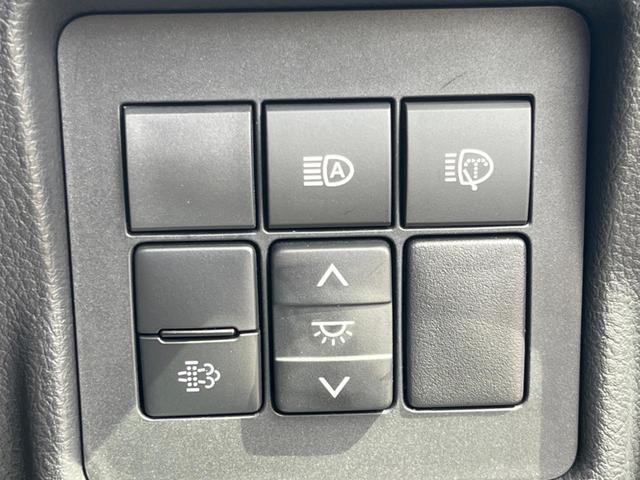 ランドクルーザープラド ＴＸ　Ｌパッケージ　７０ｔｈアニバーサリーリミテッド　ディーゼル　ＢＩＧ－Ｘ９インチナビ　バックカメラ　セーフティセンス　レーダークルコン　禁煙車　茶革シート　シートベンチレーション　パワーシート　ドラレコ　クリアランスソナー　ＬＥＤヘッド　ＥＴＣ（56枚目）