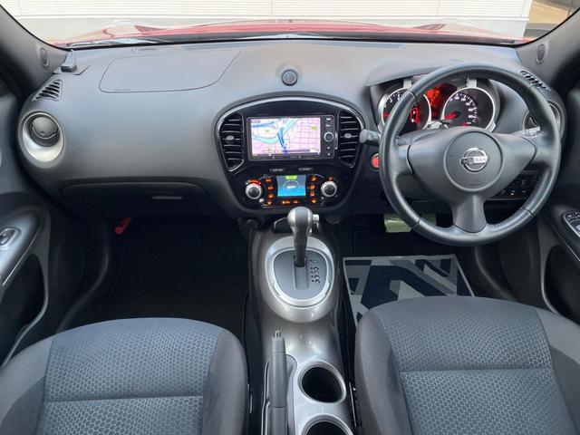 ジューク 15RX Vセレクション SDナビ 衝突被害軽減システム 禁煙車 スマートキー ETC 純正17インチアルミ オートライト オートエアコン Bluetooth CD DVD再生 フルセグ(2枚目)