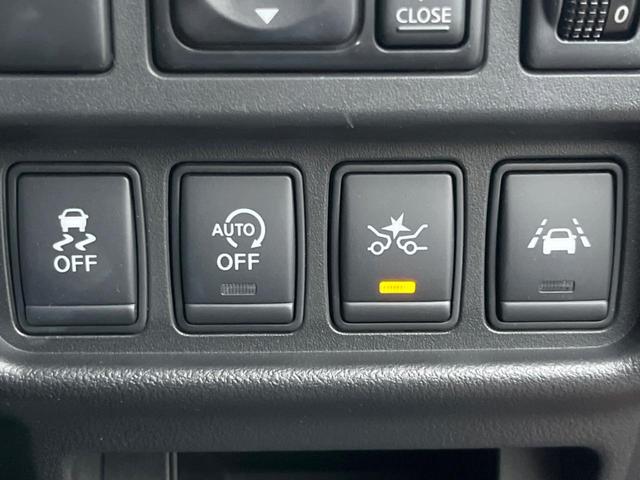 ジューク 15RX Vセレクション SDナビ 衝突被害軽減システム 禁煙車 スマートキー ETC 純正17インチアルミ オートライト オートエアコン Bluetooth CD DVD再生 フルセグ(5枚目)