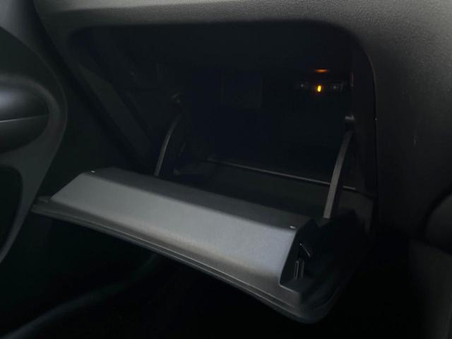 ジューク 15RX Vセレクション SDナビ 衝突被害軽減システム 禁煙車 スマートキー ETC 純正17インチアルミ オートライト オートエアコン Bluetooth CD DVD再生 フルセグ(32枚目)