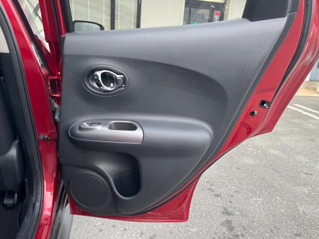 ジューク 15RX Vセレクション SDナビ 衝突被害軽減システム 禁煙車 スマートキー ETC 純正17インチアルミ オートライト オートエアコン Bluetooth CD DVD再生 フルセグ(38枚目)