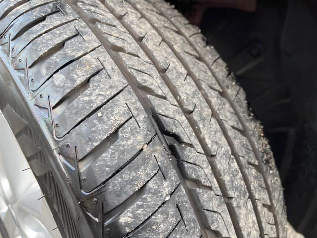 ジューク 15RX Vセレクション SDナビ 衝突被害軽減システム 禁煙車 スマートキー ETC 純正17インチアルミ オートライト オートエアコン Bluetooth CD DVD再生 フルセグ(56枚目)