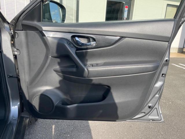 エクストレイル ２０Ｘ　純正ＳＤナビ　全周囲カメラ　衝突被害軽減システム　禁煙車　電動リアゲート　ドラレコ　スマートキー　ビルトインＥＴＣ　純正１８インチアルミ　オートハイビーム　オートライト　デュアルエアコン（40枚目）