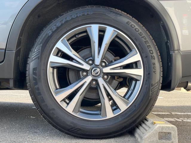 エクストレイル ２０Ｘ　純正ＳＤナビ　全周囲カメラ　衝突被害軽減システム　禁煙車　電動リアゲート　ドラレコ　スマートキー　ビルトインＥＴＣ　純正１８インチアルミ　オートハイビーム　オートライト　デュアルエアコン（59枚目）