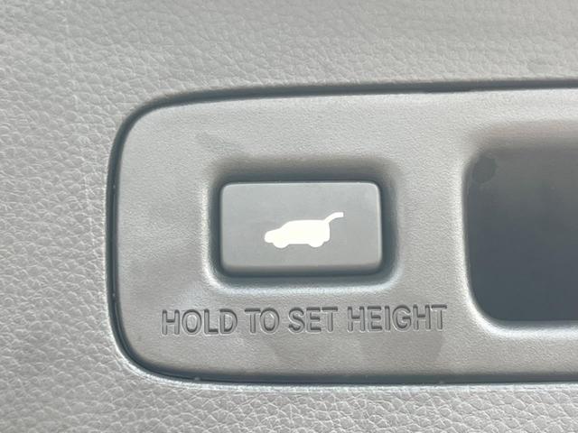 ヴェゼル ｅ：ＨＥＶ　Ｚ　純正ＳＤナビ　バックカメラ　衝突被害軽減システム　禁煙車　電動リアゲート　ドラレコ　コーナーセンサー　スマートキー　ＬＥＤヘッド　ビルトインＥＴＣ　純正１８インチアルミ　オートハイビーム（7枚目）