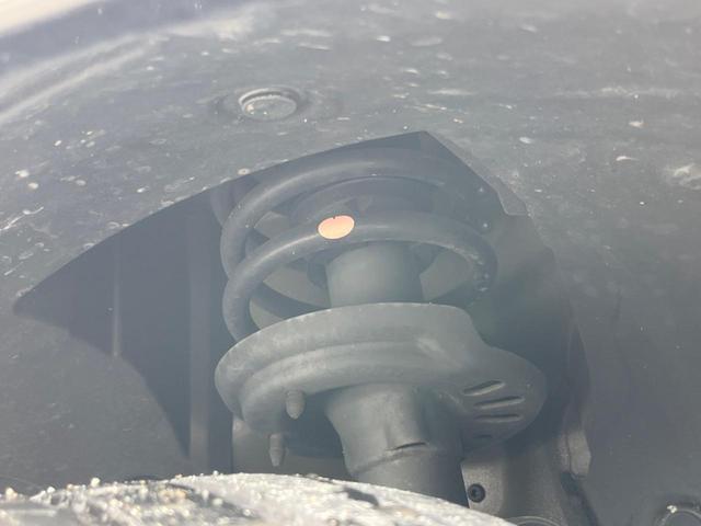 ヴェゼル ｅ：ＨＥＶ　Ｚ　純正ＳＤナビ　バックカメラ　衝突被害軽減システム　禁煙車　電動リアゲート　ドラレコ　コーナーセンサー　スマートキー　ＬＥＤヘッド　ビルトインＥＴＣ　純正１８インチアルミ　オートハイビーム（20枚目）