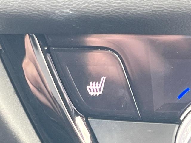 ヴェゼル ｅ：ＨＥＶ　Ｚ　純正ＳＤナビ　バックカメラ　衝突被害軽減システム　禁煙車　電動リアゲート　ドラレコ　コーナーセンサー　スマートキー　ＬＥＤヘッド　ビルトインＥＴＣ　純正１８インチアルミ　オートハイビーム（32枚目）