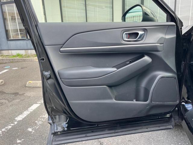 ヴェゼル ｅ：ＨＥＶ　Ｚ　純正ＳＤナビ　バックカメラ　衝突被害軽減システム　禁煙車　電動リアゲート　ドラレコ　コーナーセンサー　スマートキー　ＬＥＤヘッド　ビルトインＥＴＣ　純正１８インチアルミ　オートハイビーム（49枚目）