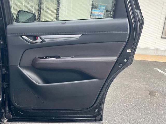 ＣＸ－８ ＸＤプロアクティブ　ディーゼル（軽油）　７人乗り　純正ＳＤナビ　サイド・バックカメラ　衝突被害軽減システム　レーダークルーズ　禁煙車　パワーシート　ドラレコ　コーナーセンサー　スマートキー　ＬＥＤヘッド（49枚目）