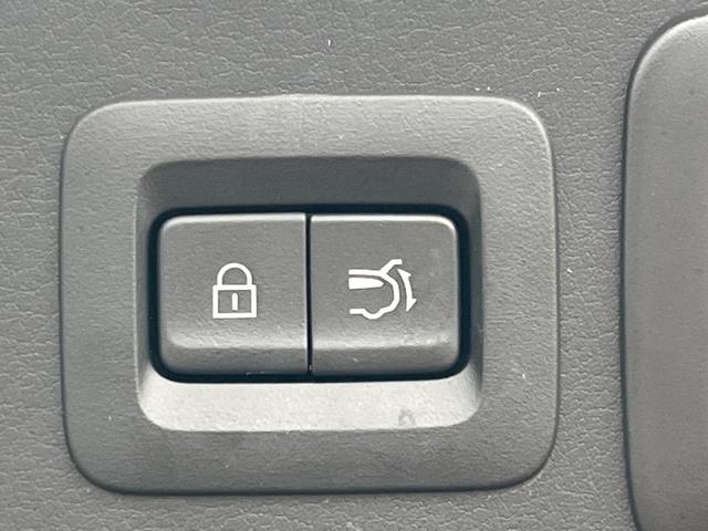 �y�p���[�o�b�N�h�A�z�X�}�[�g�L�[��^�]�Ȃ̃{�^�������������Ń��A�Q�[�g�������ŊJ���܂��I�ו��������Ă��鎞��A�����ʒu�ɂ���o�b�N�h�A��߂�ۂɕ֗��ȋ@�\�ł���