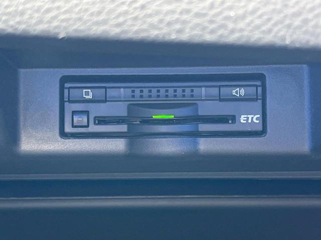 ハリアー エレガンス　バックカメラ　禁煙車　ハーフレザーシート　パワーシート　コーナーセンサー　スマートキー　ＬＥＤヘッド　ビルトインＥＴＣ　純正１７インチアルミ　オートライト　デュアルエアコン　Ｂｌｕｅｔｏｏｔｈ　ＣＤ（5枚目）