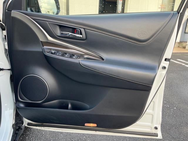 ハリアー エレガンス　バックカメラ　禁煙車　ハーフレザーシート　パワーシート　コーナーセンサー　スマートキー　ＬＥＤヘッド　ビルトインＥＴＣ　純正１７インチアルミ　オートライト　デュアルエアコン　Ｂｌｕｅｔｏｏｔｈ　ＣＤ（44枚目）