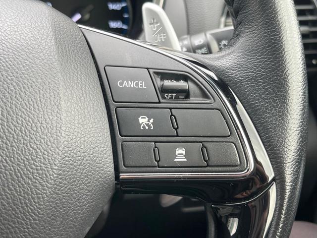 �y�}�C�p�C���b�g�z�������H�ł̒��������s���y�ɁI�I�a�؎��Ə��񑖍s�̃V�[���ŁA�A�N�Z���E�u���[�L�E�X�e�A�����O�������Ő��䂵�A�������^�]�̕��S���y�����Ă���܂���