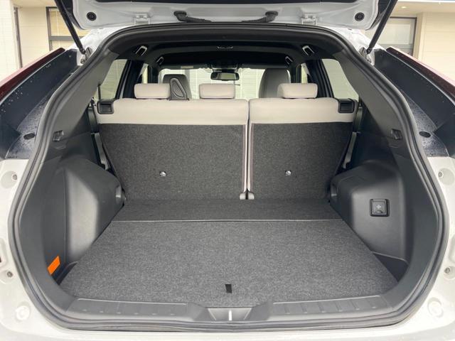 �y�����v�����X�e�A�����O�z�㎿�Ȋv���g�p���邱�ƂŁA��ɂ����������݂ƂĂ��^�]���₷���n���h���ł���