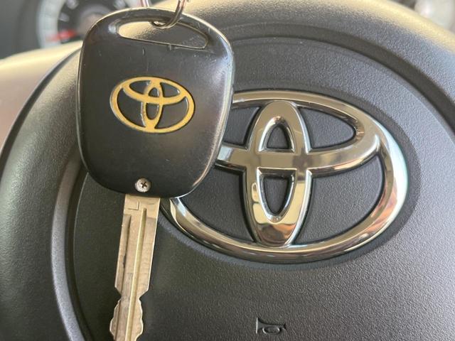 �y�L�[���X�z�������ꂽ�ꏊ����ł��{�^����Ńh�A�̊J���E�{�����ł���̂łƂ��Ă��֗��I�h�A�̌�������ɏ������邱�Ƃ�����܂����