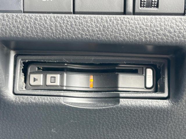 ハリアー Ｓ　バックカメラ　セーフティセンス　ブラインドスポットモニター　レーダークルーズ　禁煙車　スマートキー　ＬＥＤヘッド　ＥＴＣ　純正１９インチアルミ　オートハイビーム　オートライト　ディスプレイオーディオ（8枚目）