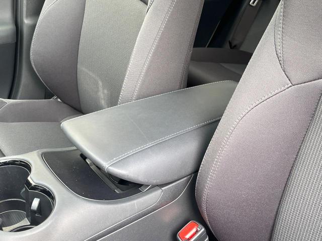 ハリアー Ｓ　バックカメラ　セーフティセンス　ブラインドスポットモニター　レーダークルーズ　禁煙車　スマートキー　ＬＥＤヘッド　ＥＴＣ　純正１９インチアルミ　オートハイビーム　オートライト　ディスプレイオーディオ（42枚目）