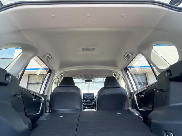 ＲＡＶ４ Ｇ　Ｚパッケージ　４ＷＤ　モデリスタフルエアロ　純正９型ＳＤナビ　バックカメラ　衝突被害軽減　レーダークルーズ　禁煙車　電動リアゲート　パワーシート　コーナーセンサー　スマートキー　ＬＥＤヘッド　ビルトインＥＴＣ（45枚目）