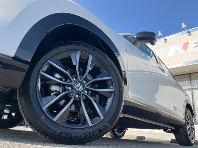 �y�O���[�h��p�����P�W�C���`�A���~�z�C�[���z�f�U�C�����̍��������A���~�z�C�[���𑕒����Ă���܂��B�e��ЊO�A���~�z�C�[����A�X�^�b�h���X�^�C�����戵�����Ă���܂��B���񂲑��k����������