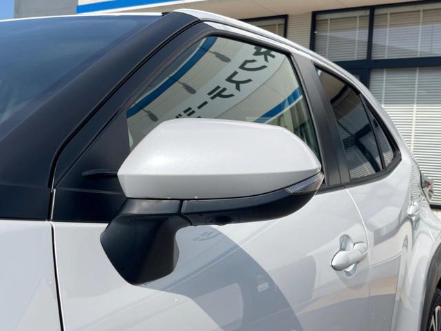 ヤリスクロス ハイブリッドＺ　全周囲カメラ　衝突被害軽減システム　レーダークルーズ　禁煙車　パワーシート　コーナーセンサー　スマートキー　ＬＥＤヘッド　ビルトインＥＴＣ　純正１８インチアルミ　オートハイビーム　車線逸脱警報（31枚目）