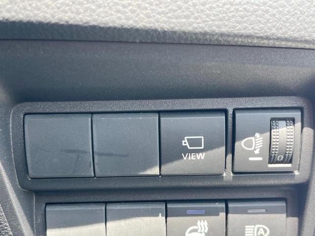 ヤリスクロス ハイブリッドＺ　全周囲カメラ　衝突被害軽減システム　レーダークルーズ　禁煙車　パワーシート　コーナーセンサー　スマートキー　ＬＥＤヘッド　ビルトインＥＴＣ　純正１８インチアルミ　オートハイビーム　車線逸脱警報（54枚目）