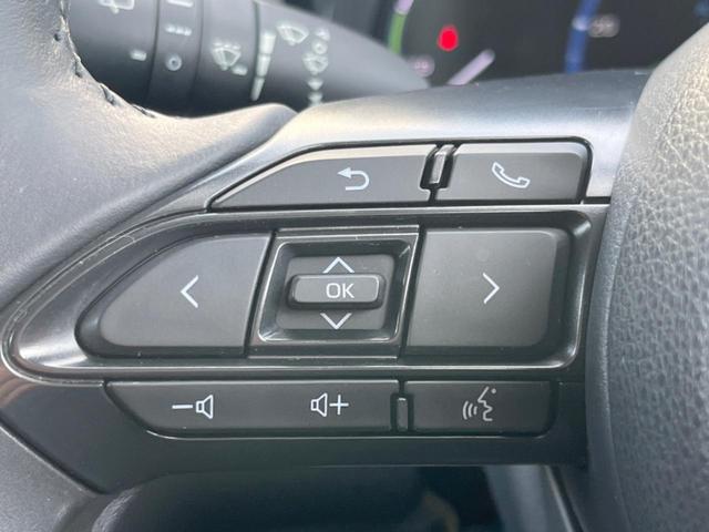 ヤリスクロス ハイブリッドＺ　全周囲カメラ　衝突被害軽減システム　レーダークルーズ　禁煙車　パワーシート　コーナーセンサー　スマートキー　ＬＥＤヘッド　ビルトインＥＴＣ　純正１８インチアルミ　オートハイビーム　車線逸脱警報（55枚目）