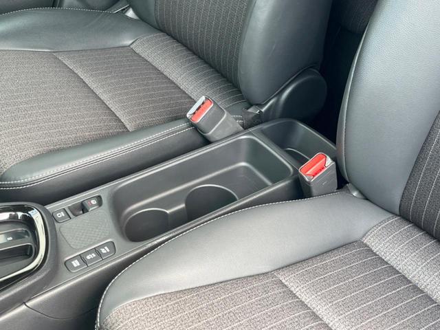 ヤリスクロス ハイブリッドZ モデリスタエアロ 全周囲カメラ 衝突被害軽減システム レーダークルーズ 禁煙車 パワーシート ドラレコ コーナーセンサー スマートキー LEDヘッド ビルトインETC 純正18インチアルミ(37枚目)