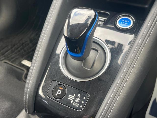 キックス X 全周囲カメラ 衝突被害軽減システム レーダークルーズ 禁煙車 コーナーセンサー スマートキー LEDヘッド ビルトインETC 純正17インチアルミ 車線逸脱警報 オートライト オートエアコン(42枚目)