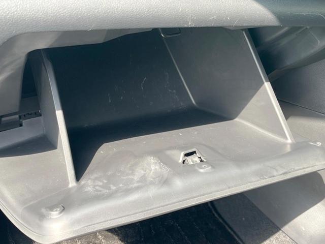 キックス X 全周囲カメラ 衝突被害軽減システム レーダークルーズ 禁煙車 コーナーセンサー スマートキー LEDヘッド ビルトインETC 純正17インチアルミ 車線逸脱警報 オートライト オートエアコン(45枚目)