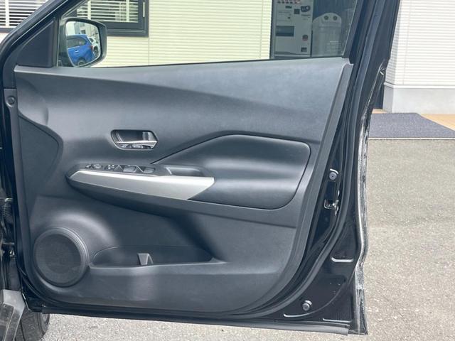 キックス X 全周囲カメラ 衝突被害軽減システム レーダークルーズ 禁煙車 コーナーセンサー スマートキー LEDヘッド ビルトインETC 純正17インチアルミ 車線逸脱警報 オートライト オートエアコン(46枚目)