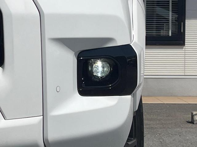 ハイラックス Z GRスポーツ ナビ機能付き8インチディスプレイオーディオ 全周囲カメラ 衝突被害軽減システム レーダークルーズ 禁煙車 ドラレコ コーナーセンサー スマートキー LEDヘッド ETC 純正18インチアルミホイール(25枚目)