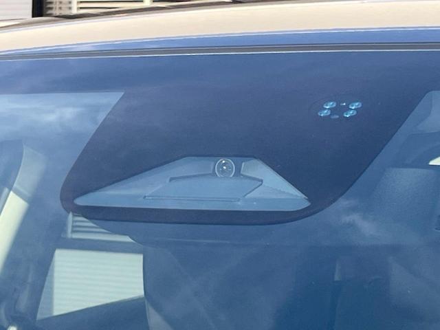 ヴェゼル ｅ：ＨＥＶ　Ｚ　純正９型ナビ　バックカメラ　ホンダセンシング　禁煙車　電動リアゲート　ハーフレザーシート（合皮）　シートヒーター　ドラレコ　シーケンシャルターンランプ　ブラインドスポットモニター　スマートキー　ＥＴＣ（7枚目）