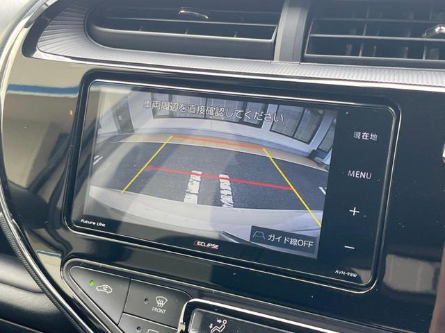 アクア クロスオーバー　ＳＤナビ　バックカメラ　衝突被害軽減システム　ドラレコ　コーナーセンサー　スマートキー　ＬＥＤヘッド　ルーフレール　ＥＴＣ　純正１６インチアルミ　オートハイビーム　車線逸脱警報　オートライト（4枚目）