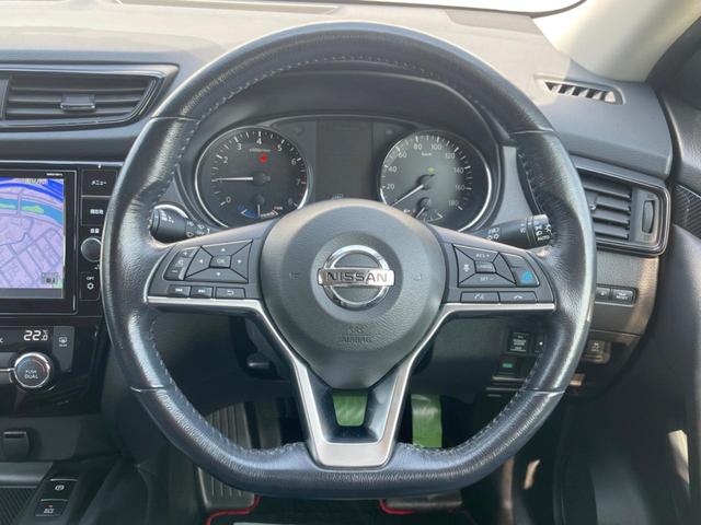 �y�����v�����X�e�A�����O�z�㎿�Ȋv���g�p���邱�ƂŁA��ɂ����������݂ƂĂ��^�]���₷���n���h���ł���