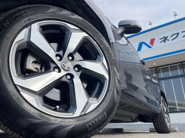 �y�����P�W�C���`�A���~�z�C�[���z�O�ςɃ}�b�`���������A���~�z�C�[���𑕒����Ă���܂��B�e��ЊO�A���~�z�C�[����A�X�^�b�h���X�^�C�����戵�����Ă���܂��B���񂲑��k����������