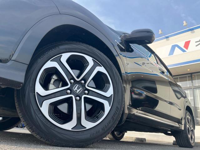 �y�O���[�h��p�����P�V�C���`�A���~�z�C�[���z�f�U�C�����̍��������A���~�z�C�[���𑕒����Ă���܂��B�e��ЊO�A���~�z�C�[����A�X�^�b�h���X�^�C�����戵�����Ă���܂��B���񂲑��k����������