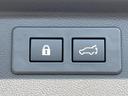 アドバンス　４ＷＤ　サンルーフ　純正８型ナビ　フロントサイドバックカメラ　セーフティプラス　アイサイトコアテクノロジー　パワーバックドア　レーダークルーズ　禁煙車　レザーシート　シートヒーター　スマートキー（60枚目）