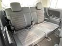 3列目シートはもちろん状態良好☆大人でもゆったりと座って頂けますので、大人数でのお出かけもラクラクです♪ご家族で、気の知れた仲間で、ドライブに行くのが楽しみですね♪