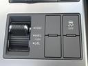 ＶＸ　ルーフレール無　７人乗　サンルーフ　１２．３型ディスプレイオーディオ　全周囲カメラ　丸目一眼ＬＥＤヘッド　セーフティセンス　レーダークルコン　禁煙車　パワーバックドア　黒革シート　パワーシート（72枚目）