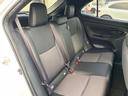 後部座席も気になるようなキズ・汚れやへたり等、大きなダメージはなく、良好な状態です。