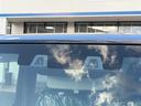 【スズキ セーフティサポート】走行中に前方の車両等を認識し、衝突しそうな時は警報とブレーキで衝突回避と被害軽減をアシスト。より安全にドライブをお楽しみいただけます。