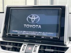 �ڽ��������ʥӡۿ͵��ν����ʥӤ������������ǥ�����ǽ�⽼�¤��Ƥ��ꡢ�£�������������³����Ф������Υ��ޥۤ�ͣУ��ץ쥤�䡼�β��ڤ������ǽ�������α�ž������˳ڤ����ʤ�ޤ����� 5