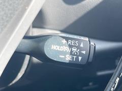 �ڥ졼�������롼������ȥ�����۹�®ƻϩ�Ǥ�Ĺ��Υ���Ԥ��ڤˡ�����ư��®�٤��ݤĥ��롼������ȥ����뤬�����ͷڸ������ƥ��Ϣ�Ȥ��������μ�ξ���Τ��Ƽִ֤��ݤĤ褦��®��Ĵ�ᤷ�Ƥ���ޤ����� 6