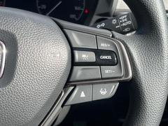 �ڥ����ץƥ��֥��롼������ȥ�����۹�®ƻϩ�Ǥ�Ĺ��Υ���Ԥ��ڤˡ�����ư��®�٤��ݤĥ��롼������ȥ����뤬�����ͷڸ������ƥ��Ϣ�Ȥ��������μ�ξ���Τ��Ƽִ֤��ݤĤ褦��®��Ĵ�ᤷ�Ƥ���ޤ����� 6