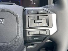 �ڥ졼�������롼������ȥ�����۹�®ƻϩ�Ǥ�Ĺ��Υ���Ԥ��ڤˡ�����ư��®�٤��ݤĥ��롼������ȥ����뤬�����ͷڸ������ƥ��Ϣ�Ȥ��������μ�ξ���Τ��Ƽִ֤��ݤĤ褦��®��Ĵ�ᤷ�Ƥ���ޤ����� 7