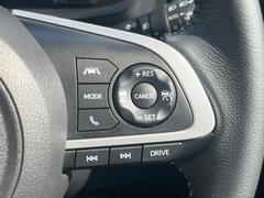 �ڥ졼�������롼������ȥ�����۹�®ƻϩ�Ǥ�Ĺ��Υ���Ԥ��ڤˡ�����ư��®�٤��ݤĥ��롼������ȥ����뤬�����ͷڸ������ƥ��Ϣ�Ȥ��������μ�ξ���Τ��Ƽִ֤��ݤĤ褦��®��Ĵ�ᤷ�Ƥ���ޤ����� 6