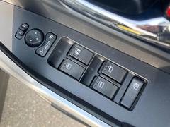 ����ư��Ǽ�ߥ顼�ۥ����ɥߥ顼����ư��Ǽ���ȤʤäƤ��ꡢ������־�Ǥ⥭�����Ĥ��ꥹ�����ޤ����ޤ��� 6