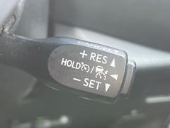 �ڥ졼�������롼������ȥ�����۹�®ƻϩ�Ǥ�Ĺ��Υ���Ԥ��ڤˡ�����ư��®�٤��ݤĥ��롼������ȥ����뤬�����ͷڸ������ƥ��Ϣ�Ȥ��������μ�ξ���Τ��Ƽִ֤��ݤĤ褦��®��Ĵ�ᤷ�Ƥ���ޤ����� 6