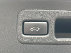 �ڥ졼�������롼������ȥ�����۹�®ƻϩ�Ǥ�Ĺ��Υ���Ԥ��ڤˡ�����ư��®�٤��ݤĥ��롼������ȥ����뤬�����ͷڸ������ƥ��Ϣ�Ȥ��������μ�ξ���Τ��Ƽִ֤��ݤĤ褦��®��Ĵ�ᤷ�Ƥ���ޤ����� 6